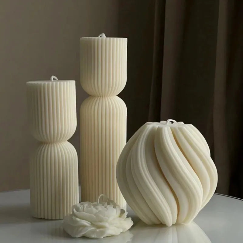Nordic Elegance: Geometric Art Swirl Scented Candles