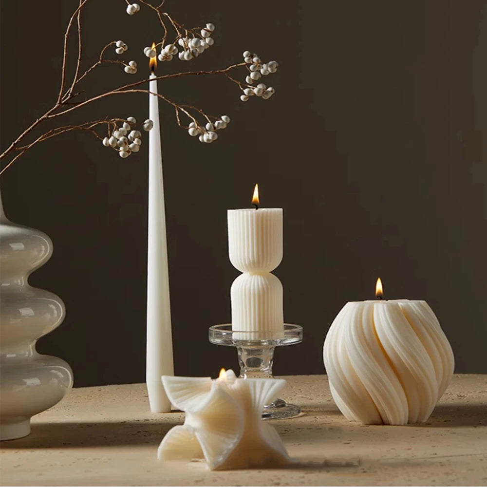 Nordic Elegance: Geometric Art Swirl Scented Candles